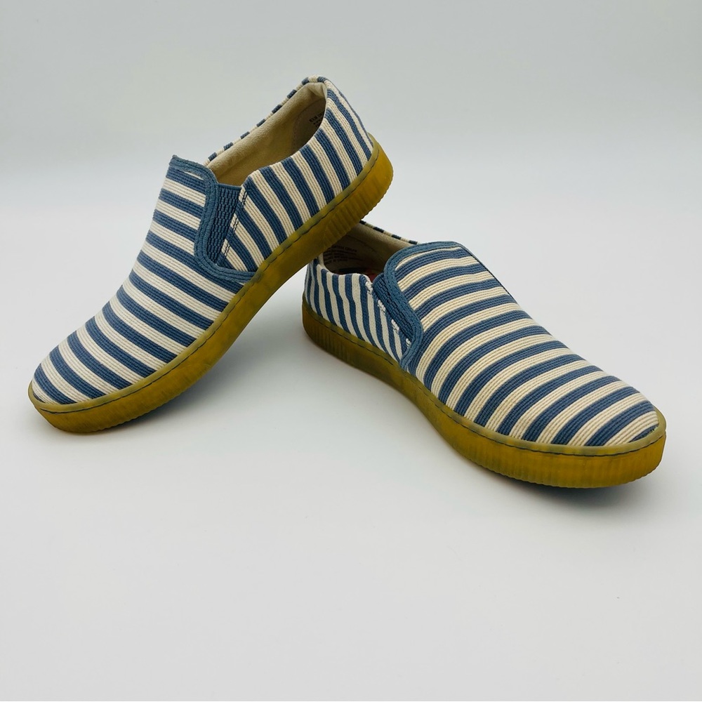 BORN Hand Crafted Women’s 8.5M Blue Richie Slip-On Casual Comfort Shoes D87554